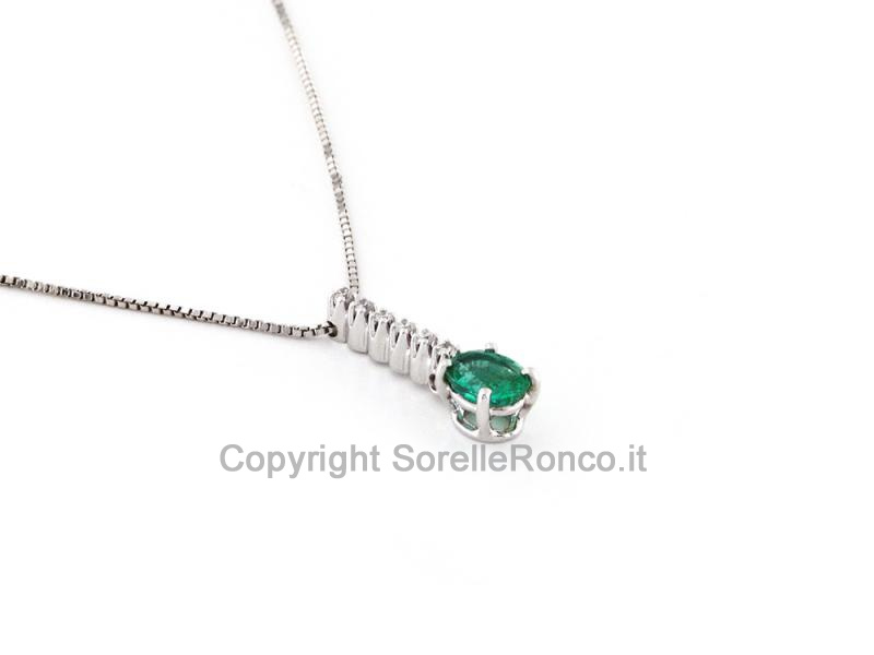 COLLANA ORO BIANCO CON DIAMANTI E SMERALDO OVALE
