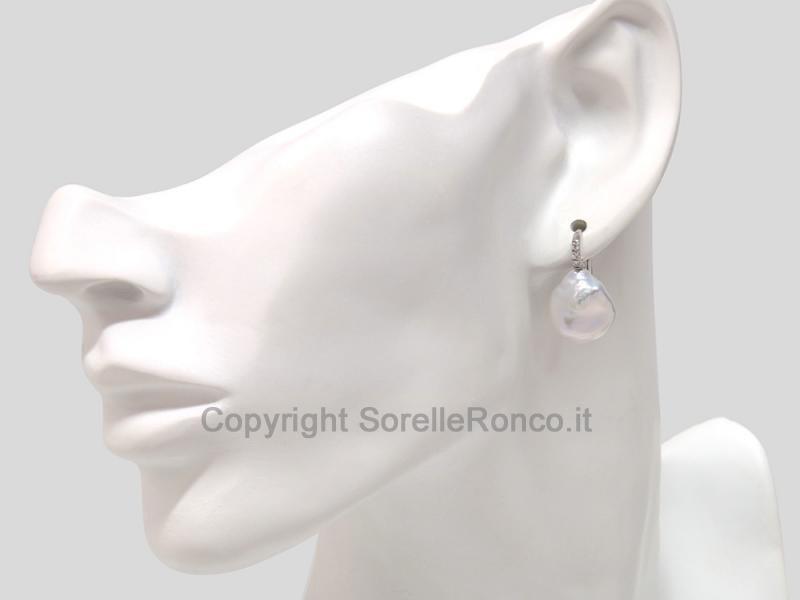 ORECCHINI ORO BIANCO 18 KT CON PERLE KESHI