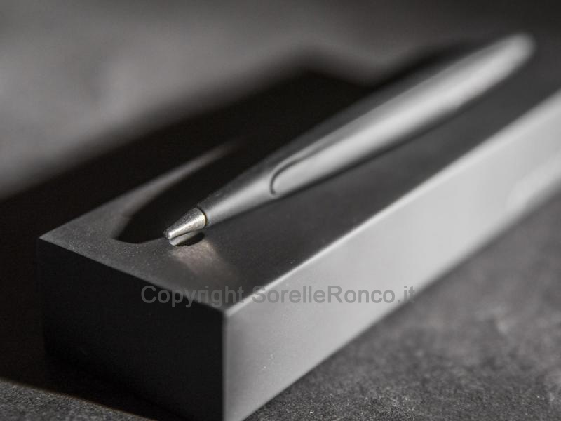 PININFARINA CAMBIANO STEALTH NERO