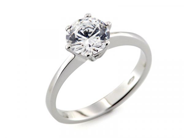 PZF00001 - Anello Solitario con Zircone Swarovski