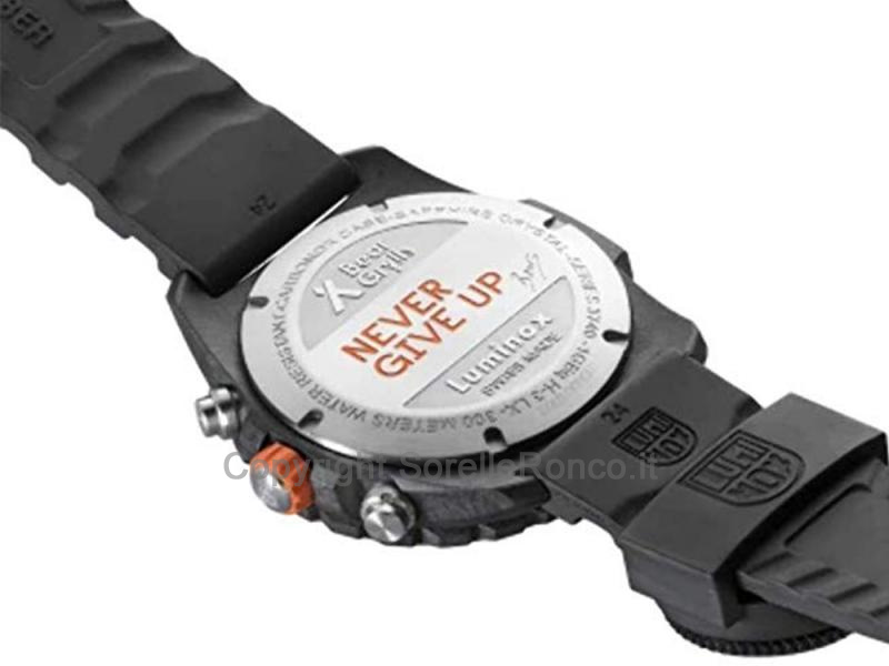 LUMINOX BEAR GRYLLS SURVIVAL MASTER 3740 45MM NERO