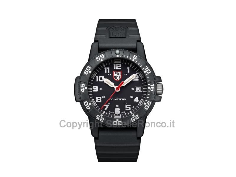 LUMINOX SEA TURTLE CARBONOX NERO E BIANCO 39MM