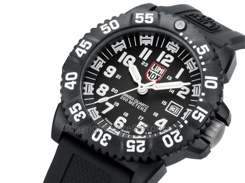LUMINOX SEA SERIES NAVY CARBONOX  GOMMA